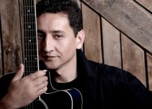 Shuhrat Daryo - Ko'ylaklari bilan cho'milgan qizlar