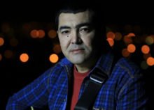 O'ktam Kamolov - O'zbeklarmiz qo'shiq matni, lyrics